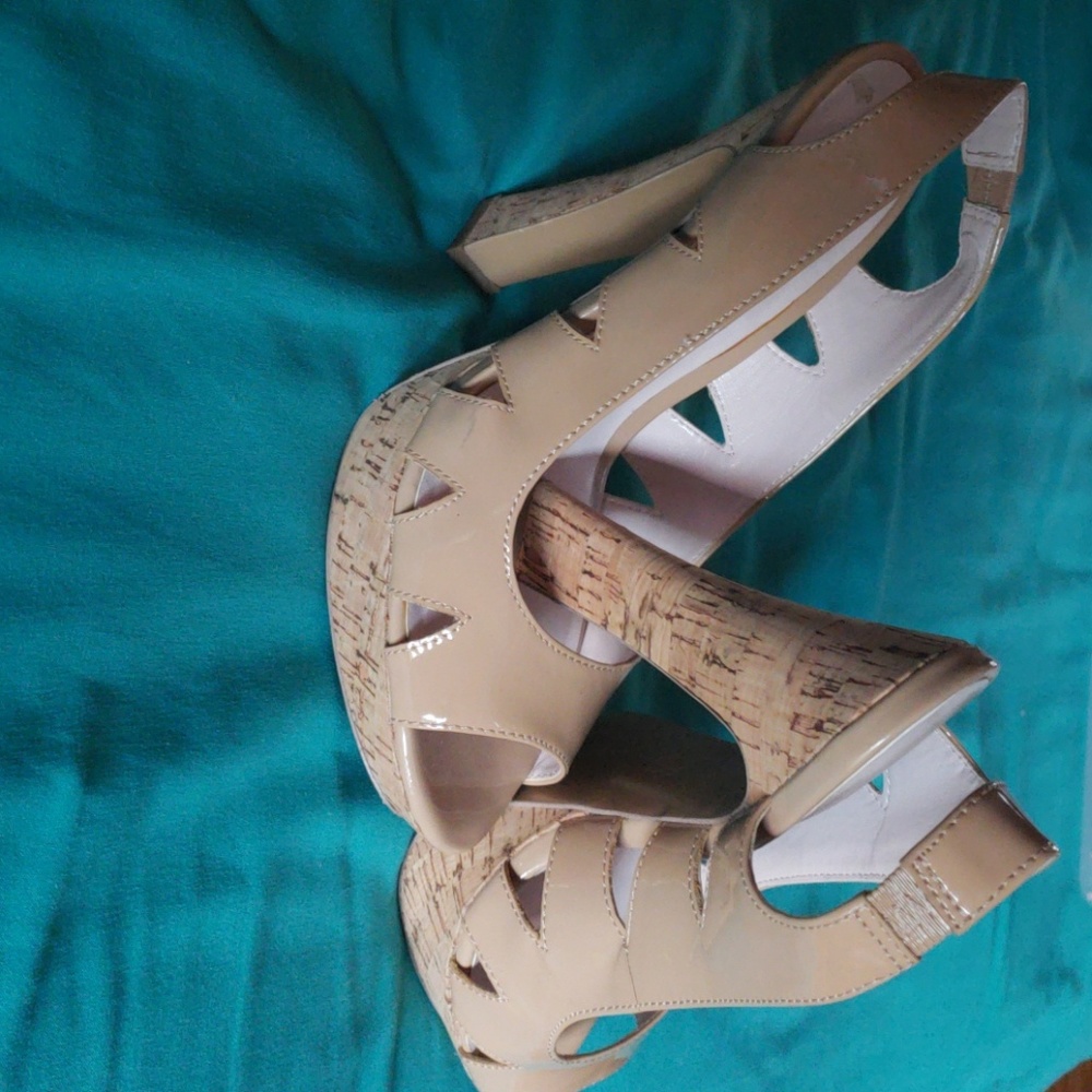 Tan heels